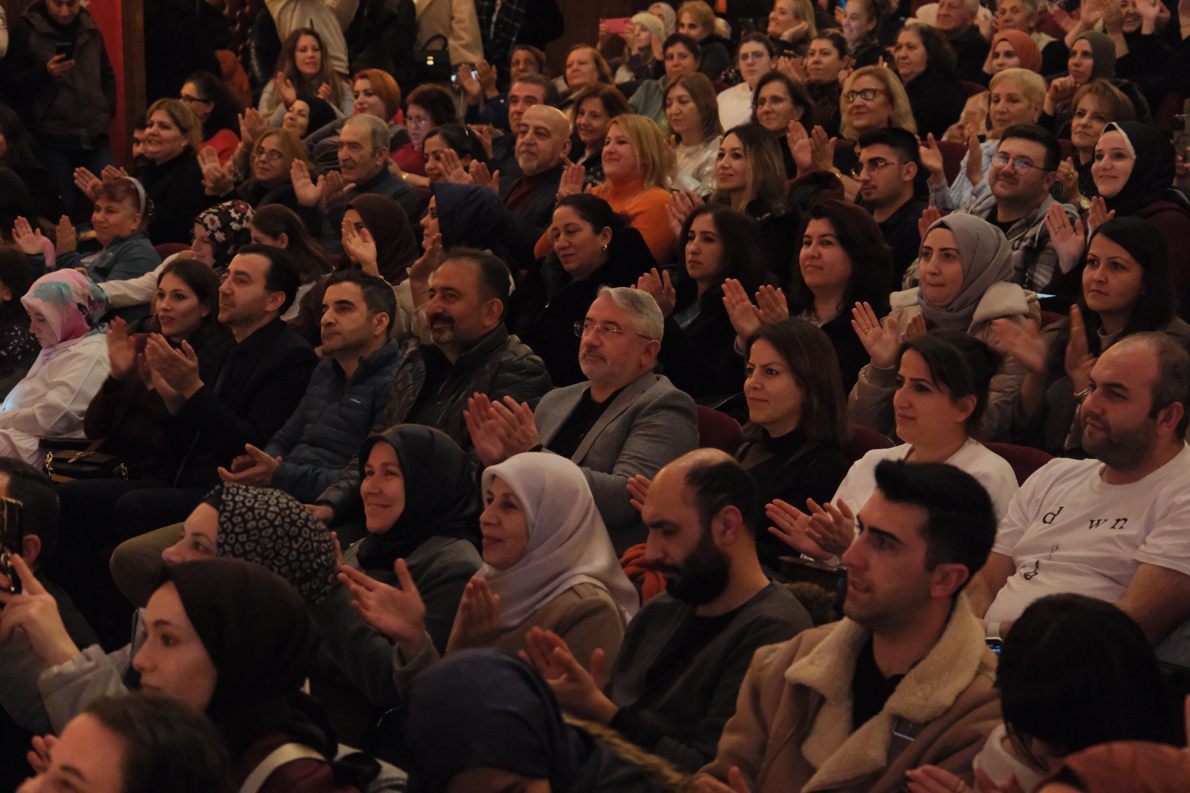 NOSTALJİ KONSERİ İLGİ GÖRDÜ